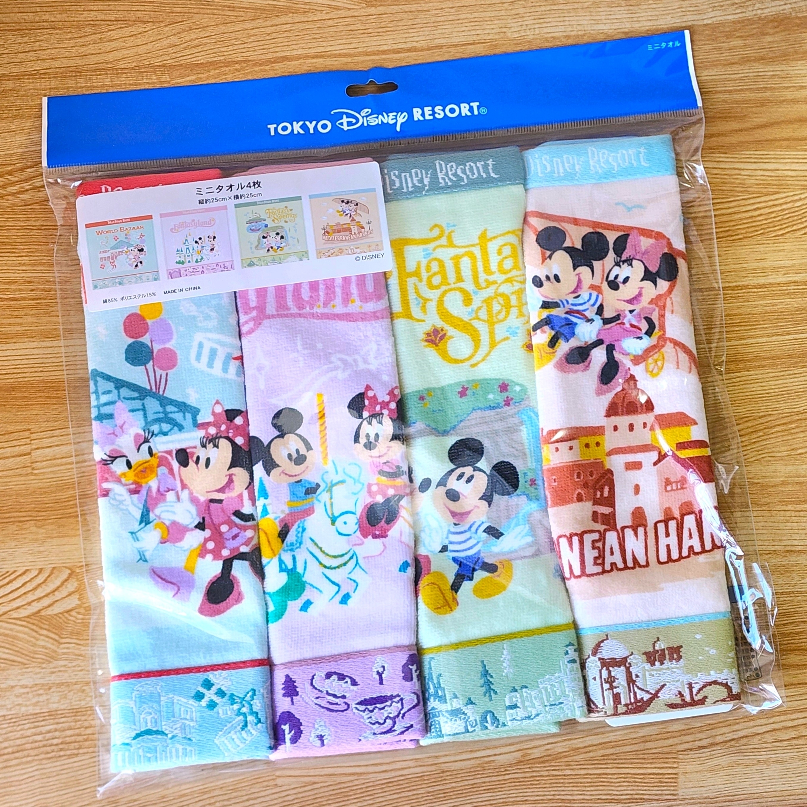 ディズニー！ディズニーリゾート！ミッキーハンカチ色々おまとめセット チップ＆デール！東京ディズニーランド「ミッキー&フレンズ