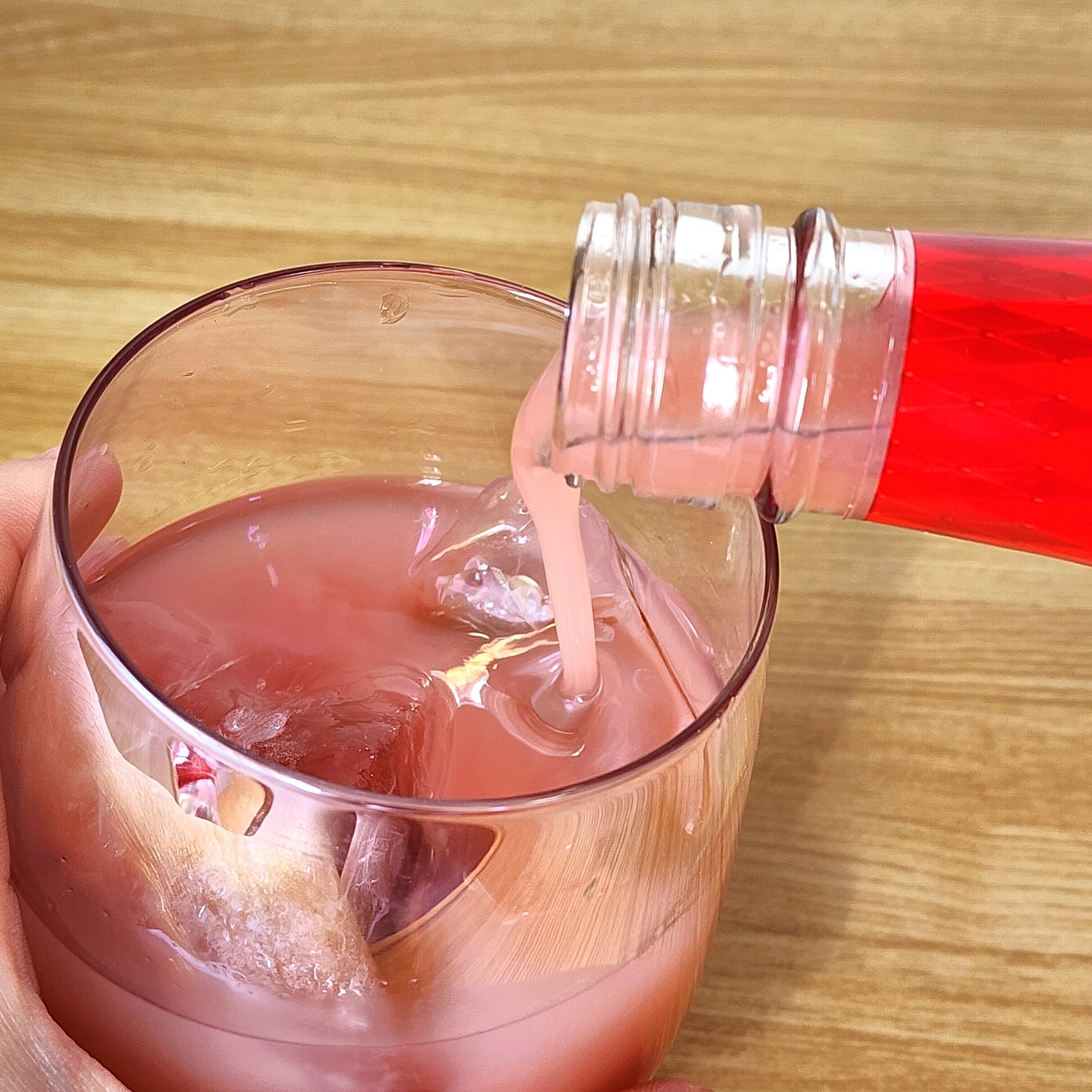 ドン・キホーテで見つけたおすすめお酒「チロルチョコのお酒 いちごもち」