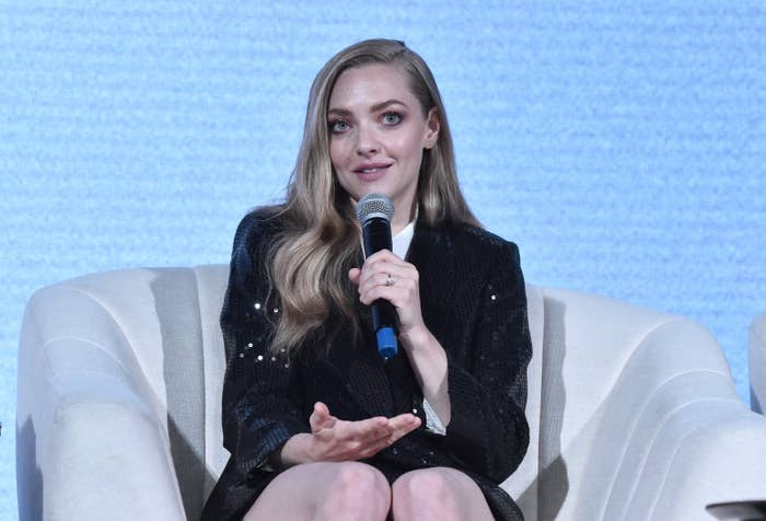 AMANDA SEYFRIED POPULAR VIDEO visual data 2