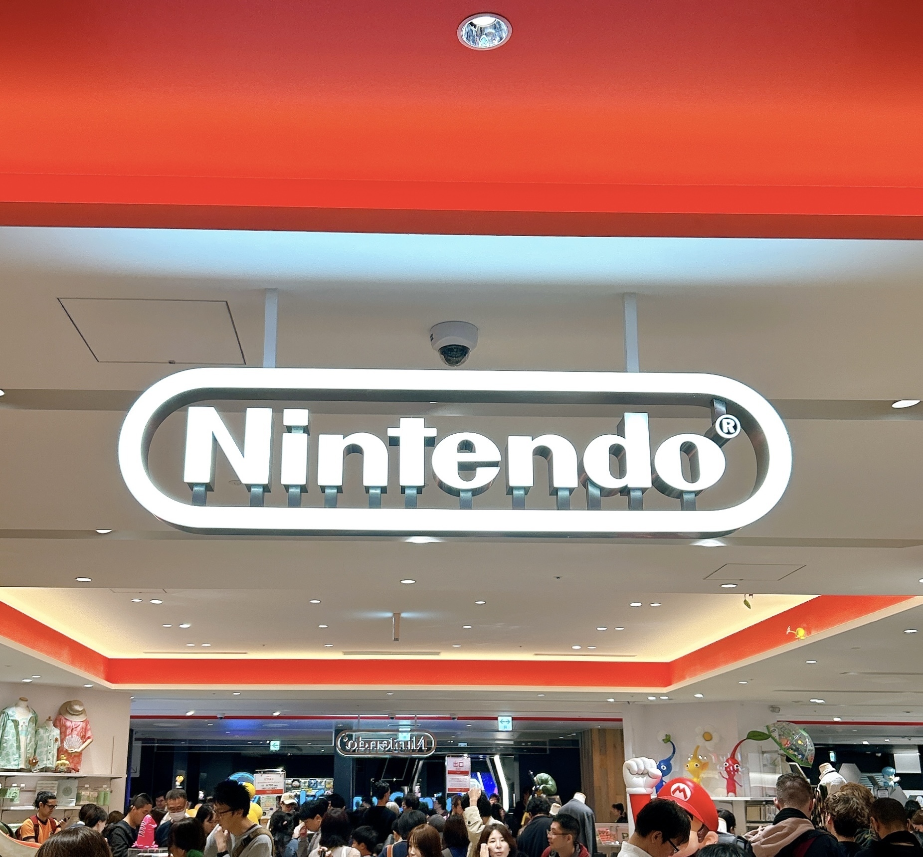 ファミコンのカセットそのまんまで笑った！マリオの「ゲームを
