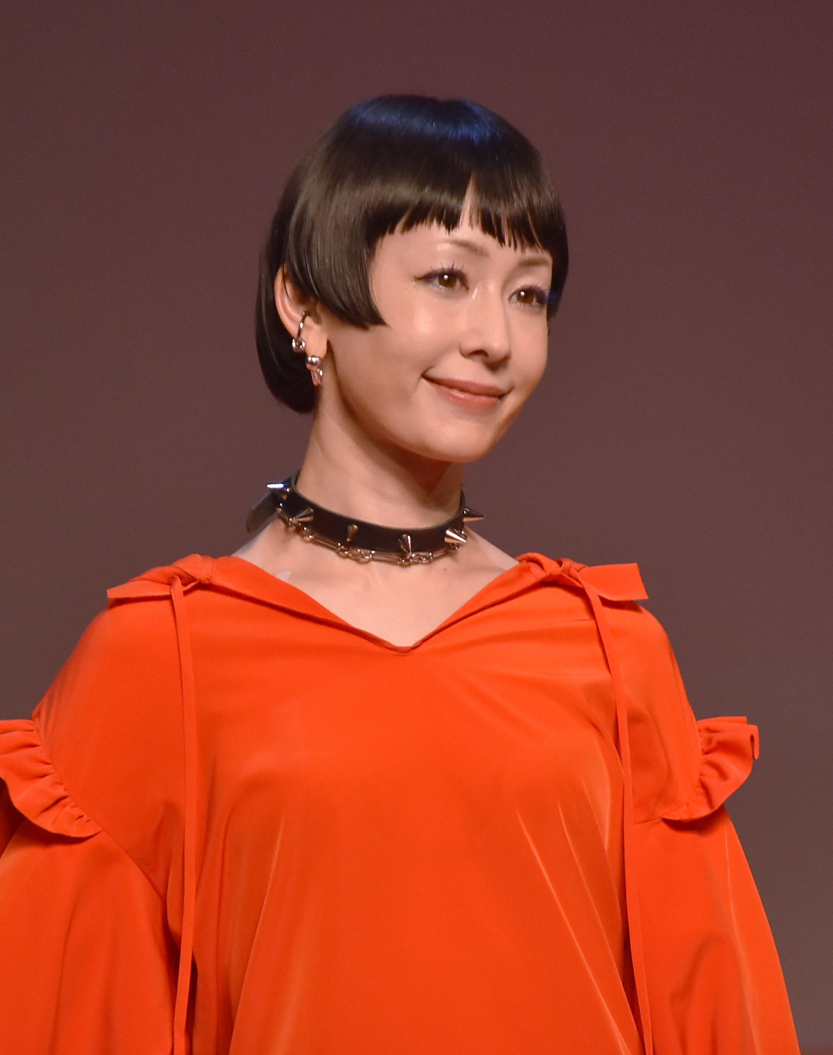 木村カエラ、新ヘアスタイルに驚きの声「え！パステルピンク」「かわい