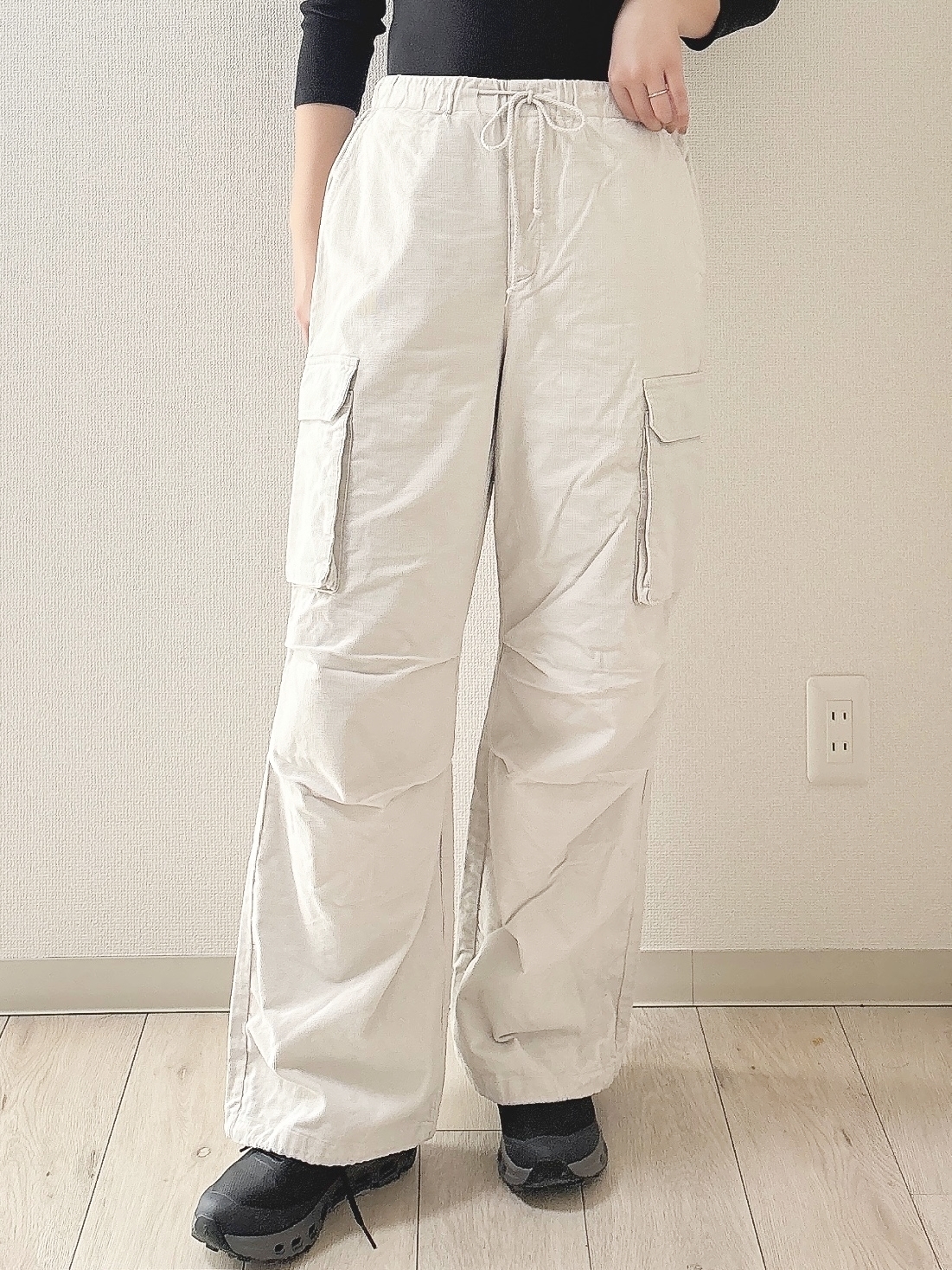 GUセール品】これが1990円→990円はコスパ良すぎ…軽くて動き GUセール品】これが1990円→990円はコスパ良すぎ…軽くて動き