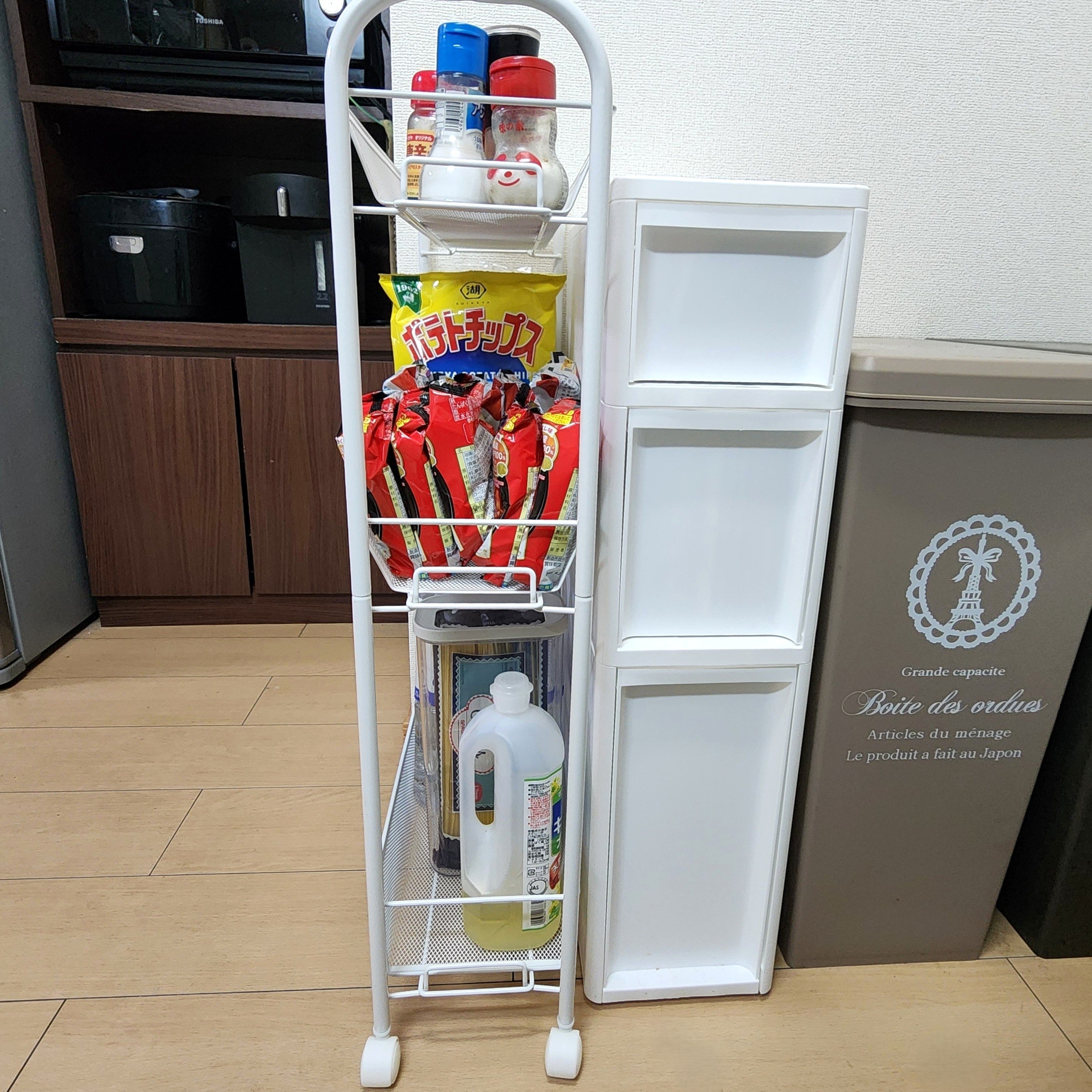 ニトリ】「もっと早く買えばよかった」「スキマにぴったり」レビュー高