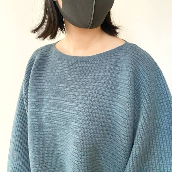 ユニクロ×ルメール】4990円→1990円に値下げ中！すぽんと着るだけで 