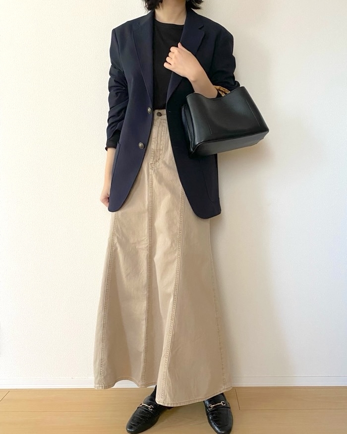 GU】春夏も着られるのにもう値下げ！？2990円→2490円の「美脚
