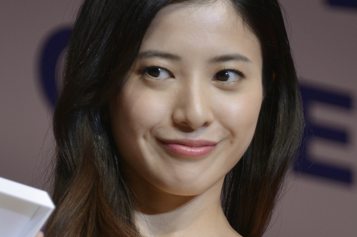 吉 高 由 里 子 さ ん(時 事 通 信 フ ォ ト) 