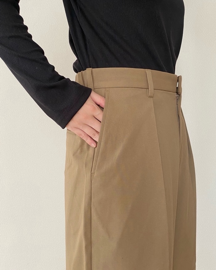 GU】気になる太ももをカバー！今っぽシルエットの「楽ちんパンツ