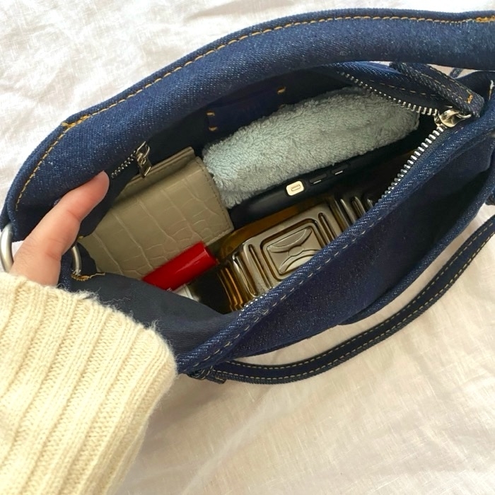 ZARA】コンパクトなのに収納力バツグン！ペットボトルも入る
