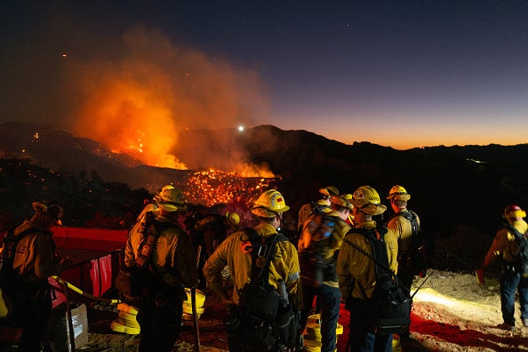 29 Really, Really, Really Wild Pictures Of Firefighters In Los Angeles