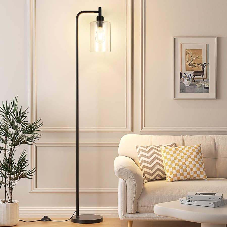 40W Modern Adjustable Black Metal E27 Socket Floor Lamp With Rotatable Arm And Lamp Head, 190cmH