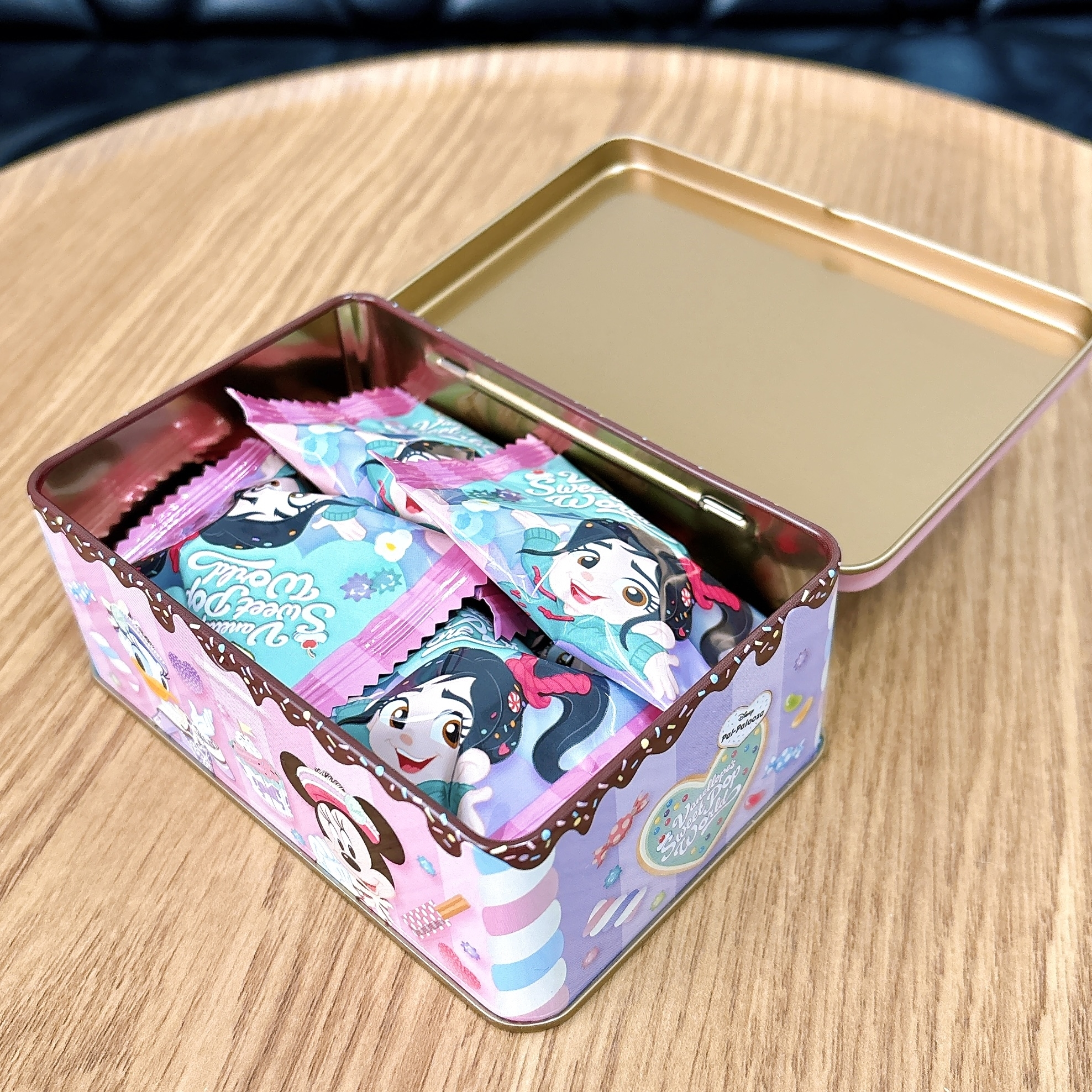 ディズニーお土産】宝石箱みたいじゃん！シュガー・ラッシュの「激かわ