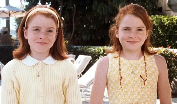Lindsay Lohan starring as Hallie and Annie in The Parent Trap