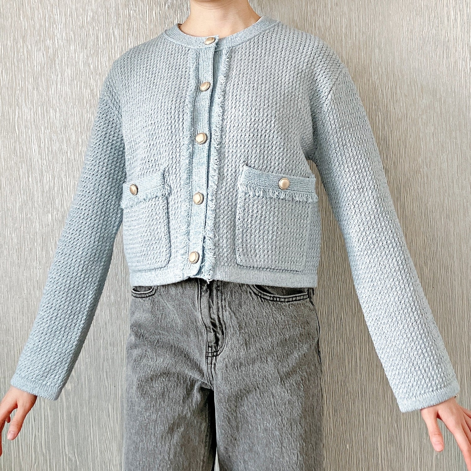 ZARA】8590円→3990円の「楽ちんジャケット」萌え袖みたいで ZARA】8590円→3990円の「楽ちんジャケット」萌え袖みたいで