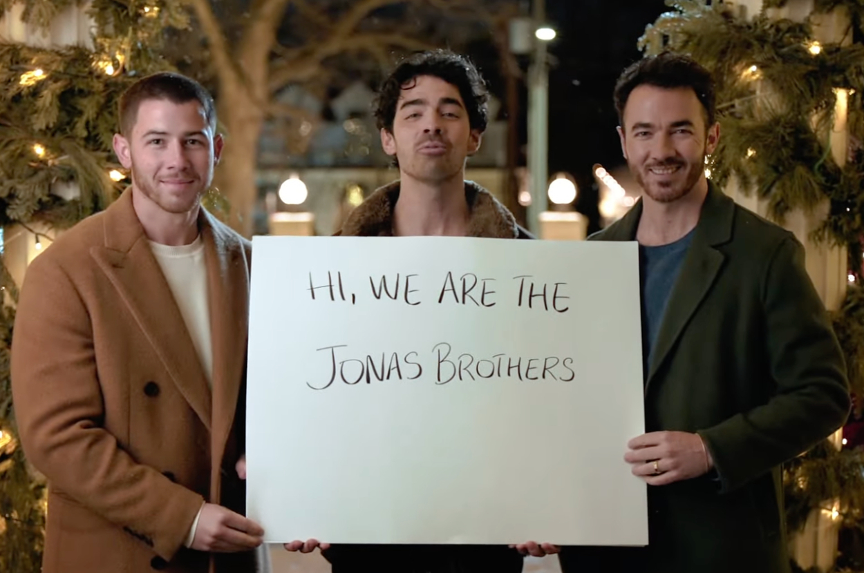 The Jonas Brothers Are Starring In A New Christmas Movie This Year, And The Plot Is Kinda Genius If You Ask Me