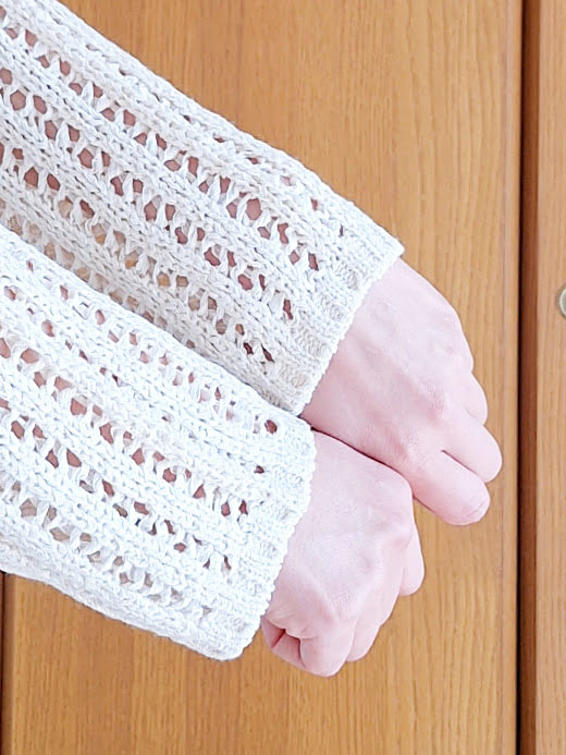 GU「メッシュセーター」