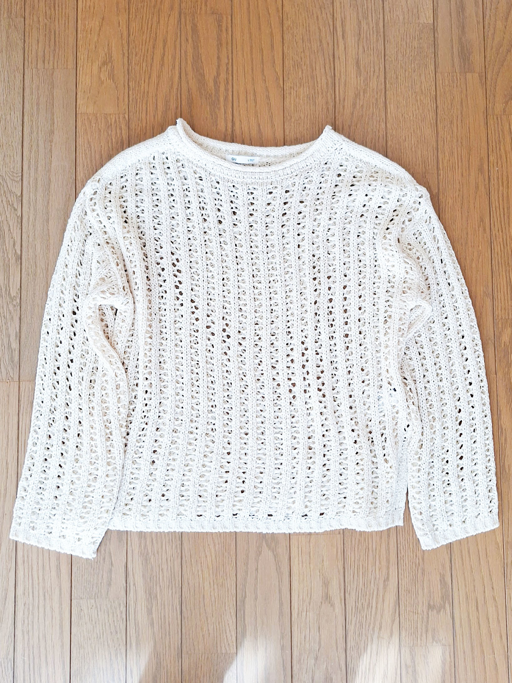 GU「メッシュセーター」