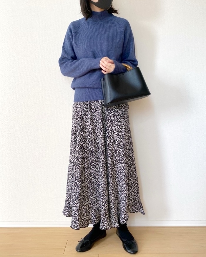ユニクロ】シルエット最高すぎる！新作の「ゆったりトップス