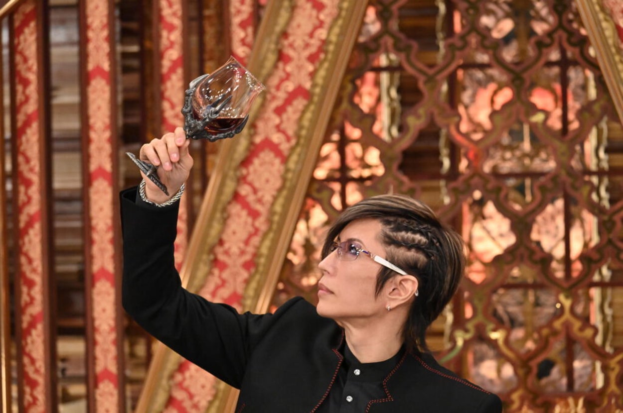 GACKT「日本に冬がなければいいのに」！？ 『格付けチェック』プロデューサーが語る81連勝の裏側。23億円のヴァイオリンや和菓子の秘話も