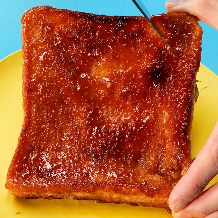 食パン一斤が秒で消える♡超簡単トースト4選 レシピ・作り方｜Tasty