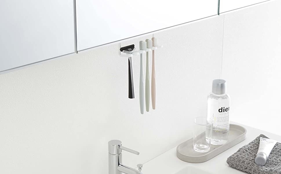 山崎実業「Tower 洗面戸棚下歯ブラシホルダー」