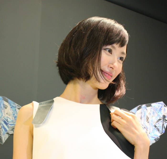 山口もえさん(時事)