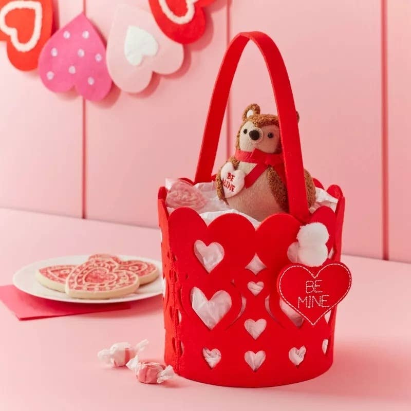 Shop Buzzfeed Valentines Day Gifts For Him Top Sellers Valentine S Day Gifts For An At Home Date Night