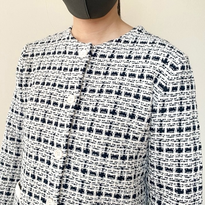 ユニクロの「ニットショートジャケット」