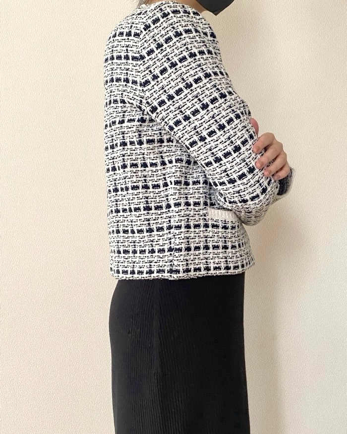 ユニクロの「ニットショートジャケット」