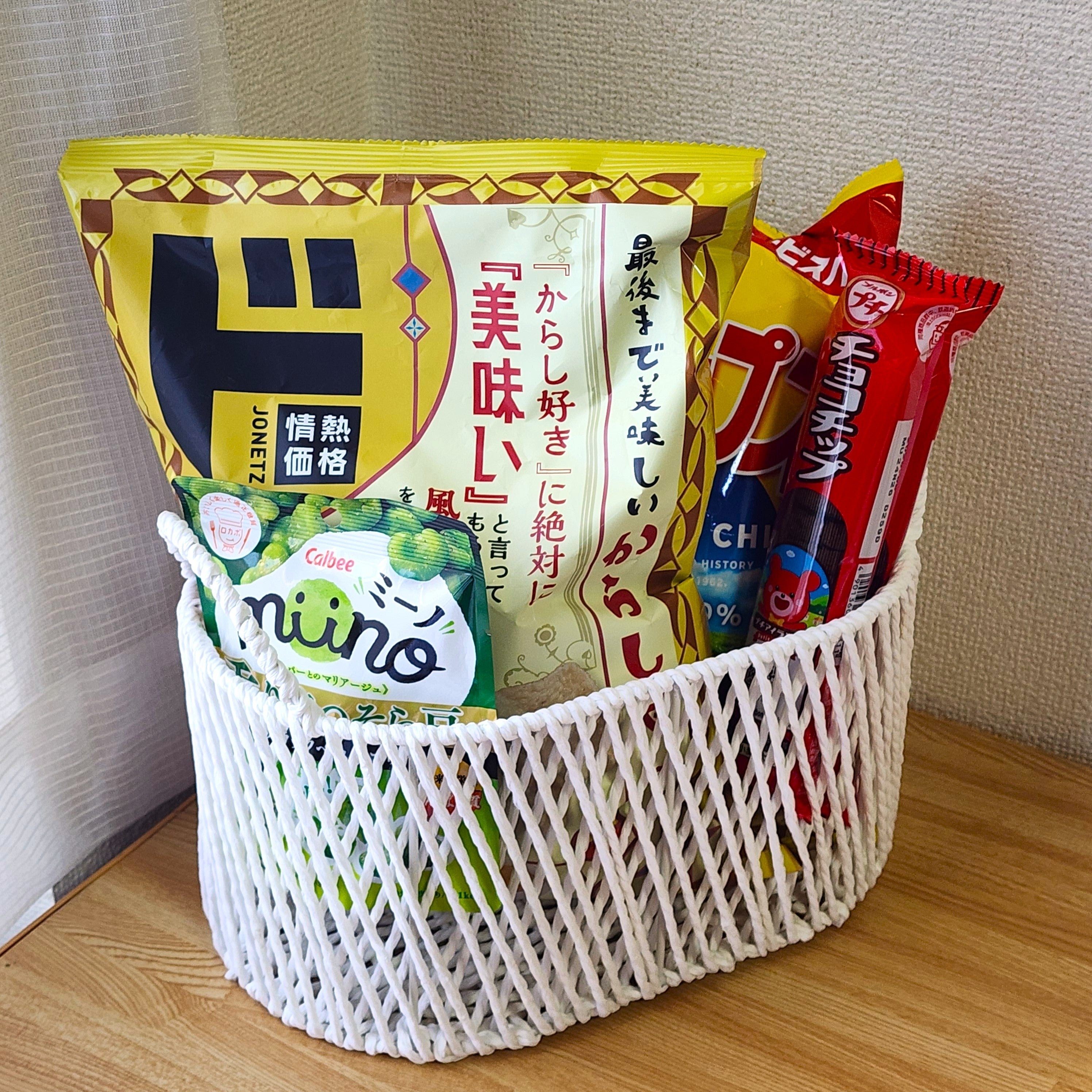 ダイソー姉妹店】机の上がスッキリ片付く！ざっくり編みが可愛い 