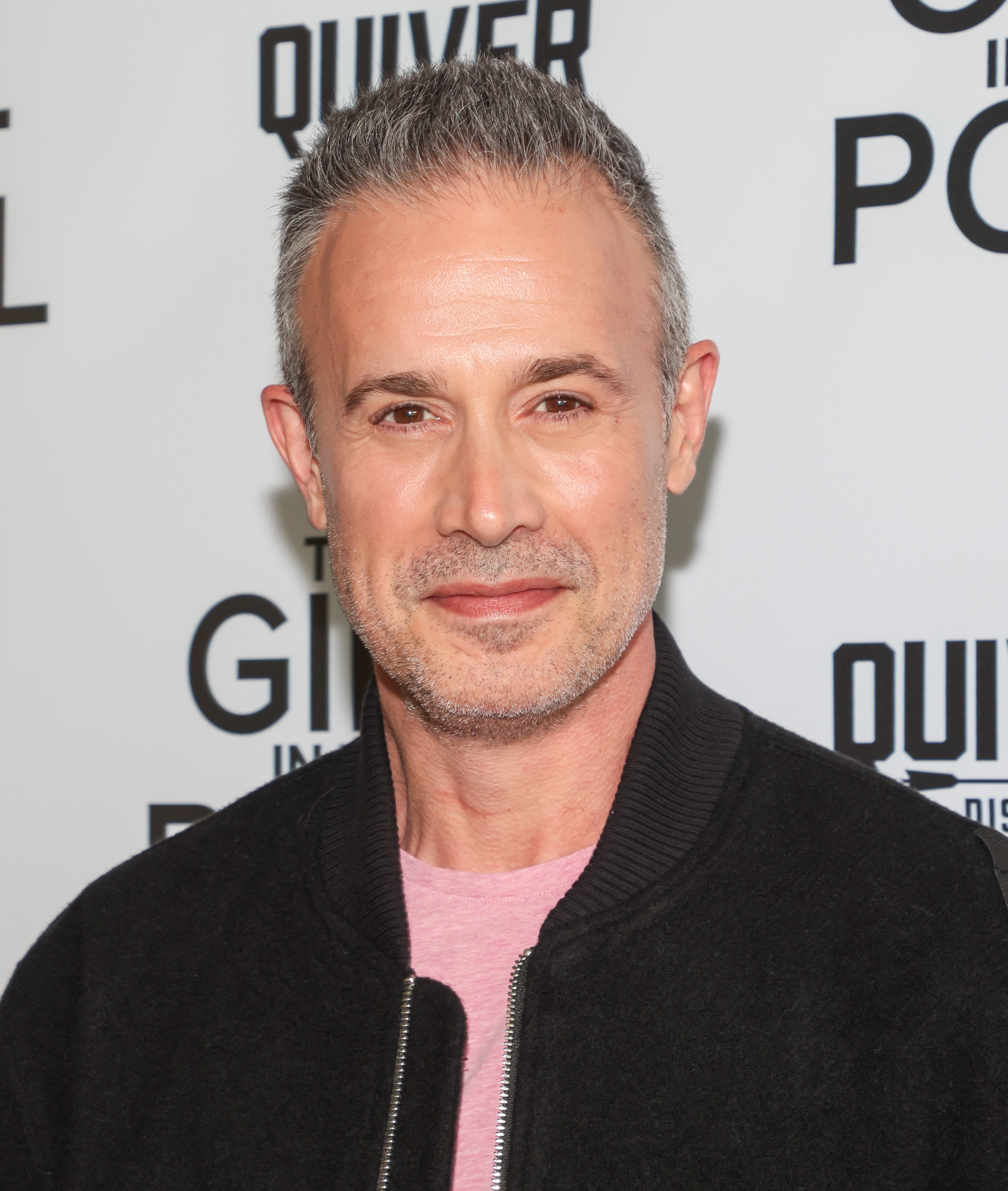 Freddie Prinze Jr. on the red carpet.