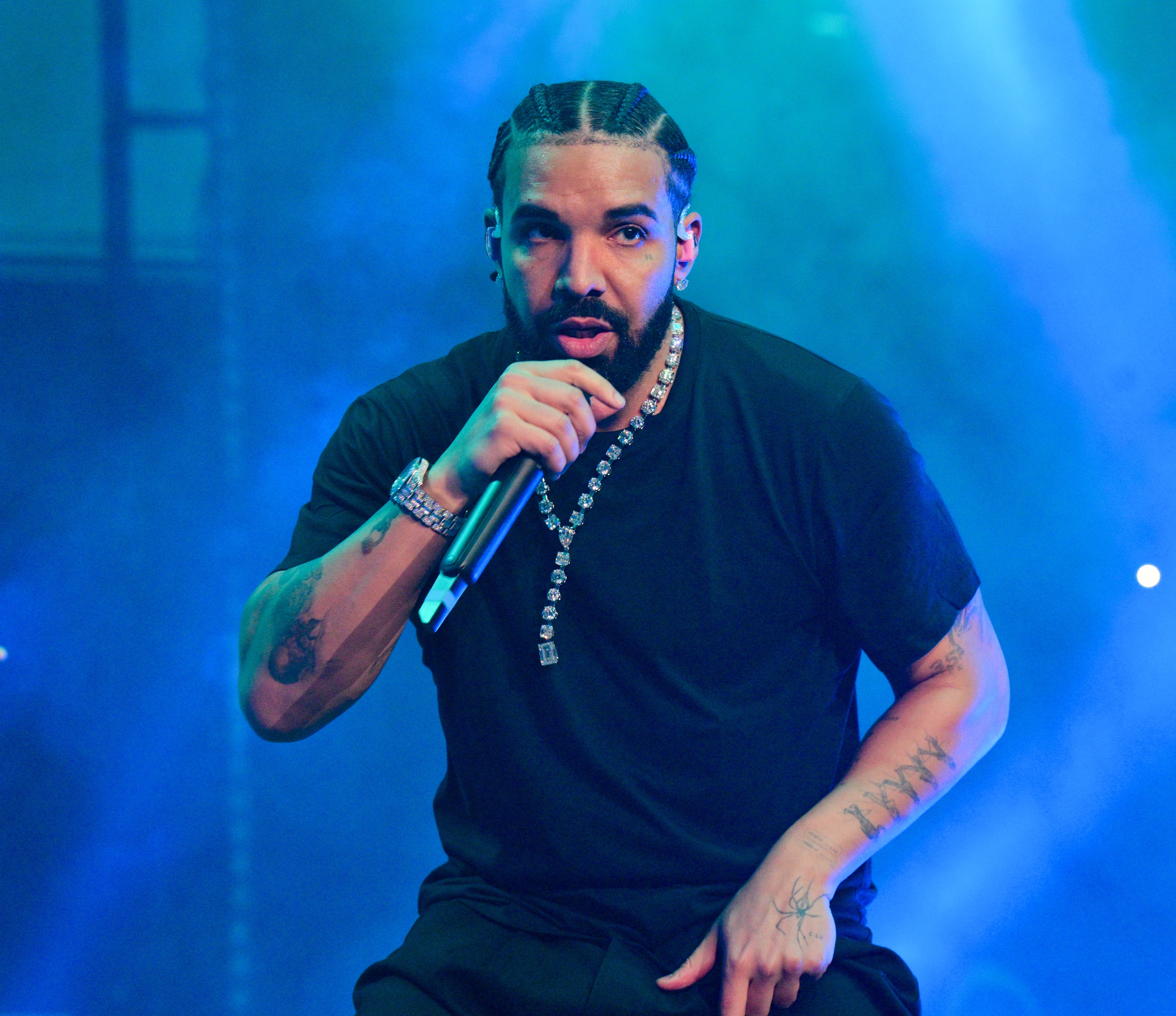 Drake Addresses Kendrick Lamar Rap Beef On New Album
