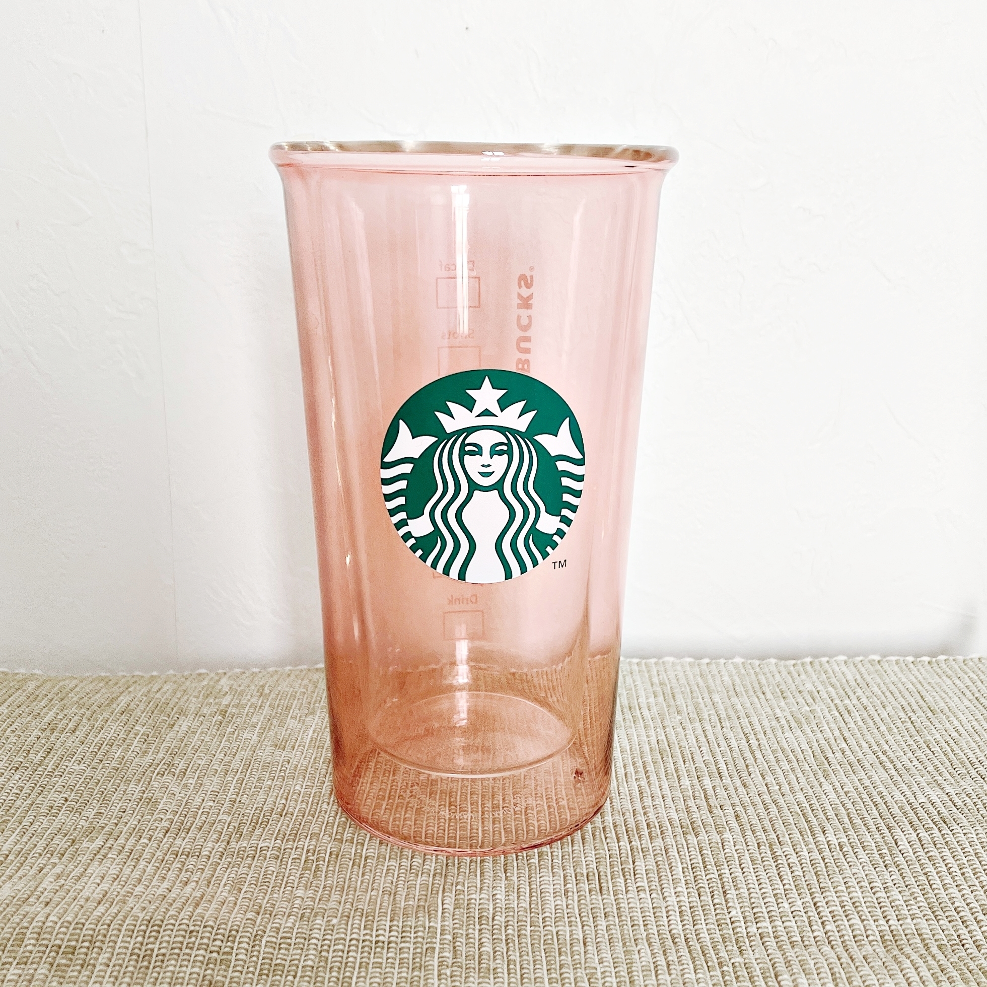 スタバ】「春を感じて嬉しい」「即決で購入」ぽわんとカラーが