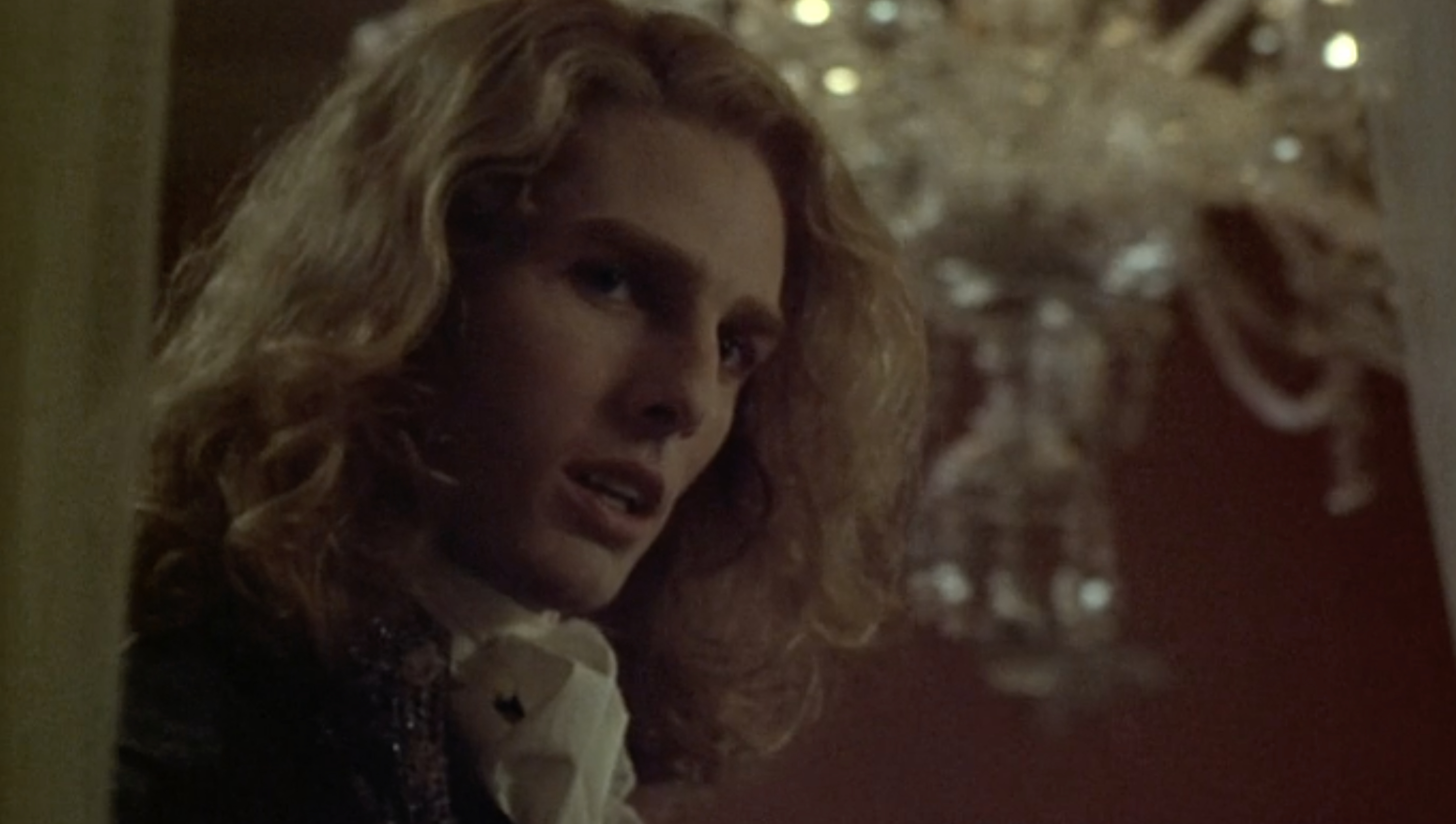 Tom Cruise in 1700s formal attire in &quot;Interview with the Vampire&quot;