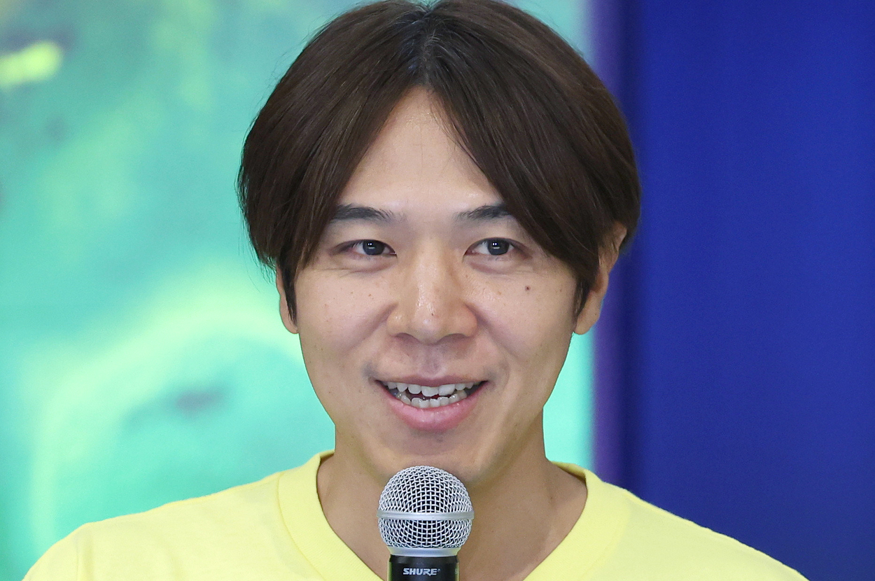 「プロ級」ロッチ・コカド、南原清隆の還暦祝いをミシンで手作り「すごっ」「手作りのクオリティー超えてる」