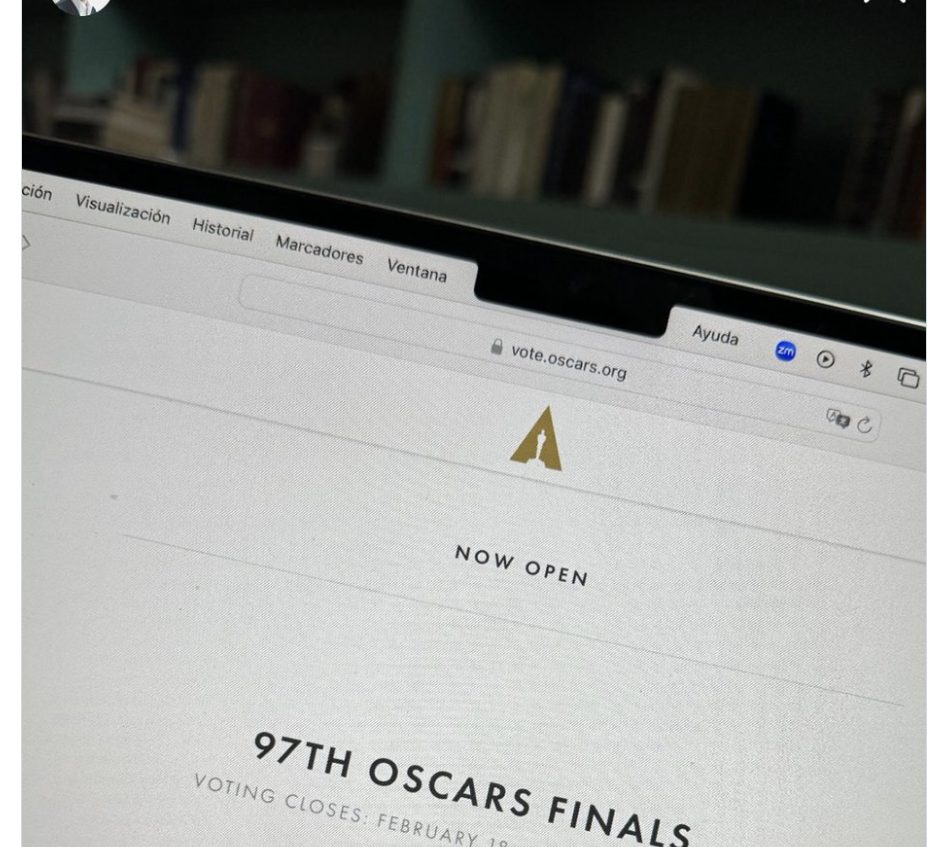 Screenshot of Twitter post with image of a webpage showing "97th Oscars Finals" and "Voting Complete" message