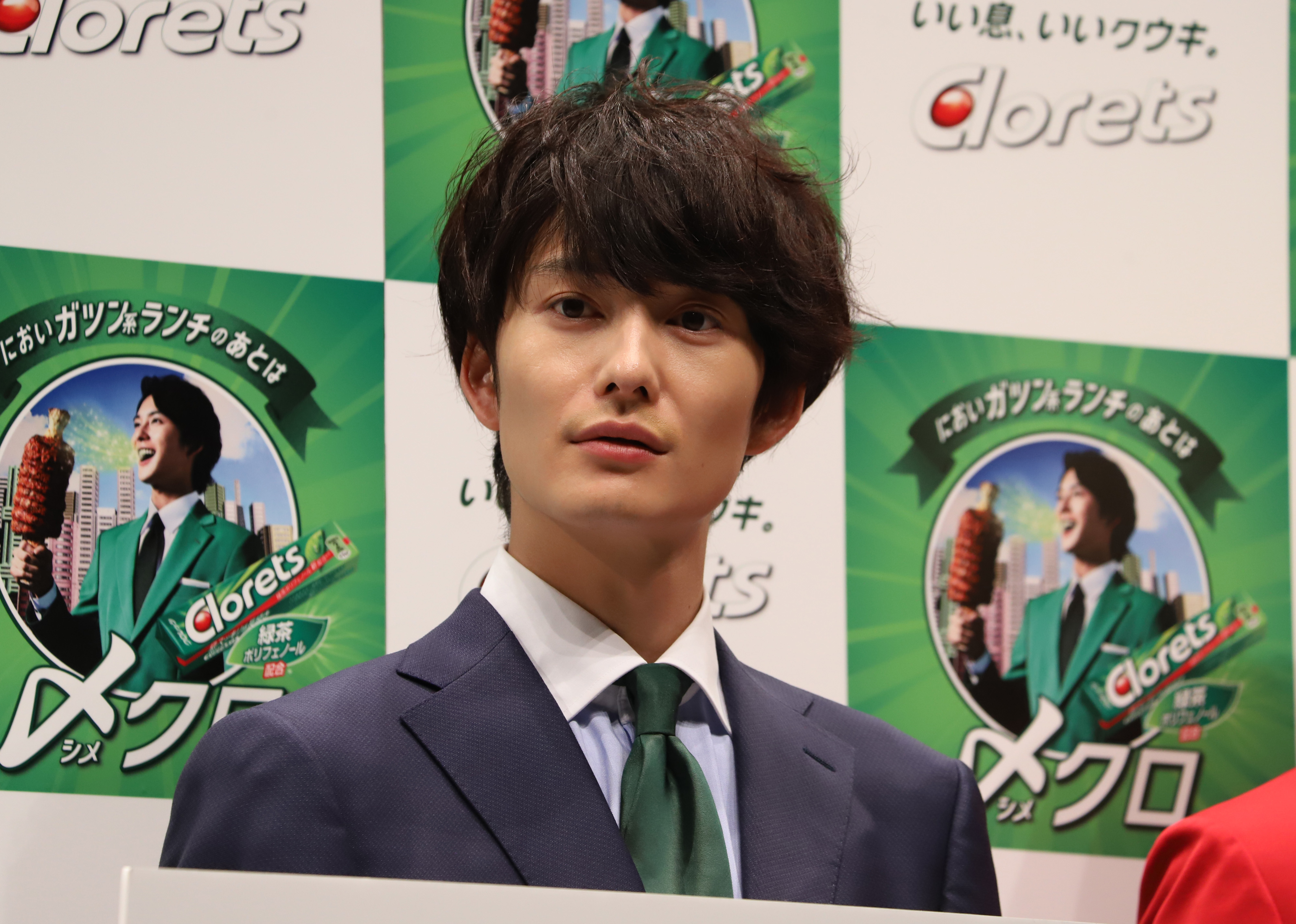 岡田将生　35歳を記念したPhoto tee 35th Photo TEE｜岡田将生｜MAILIVIS(メイリビス)