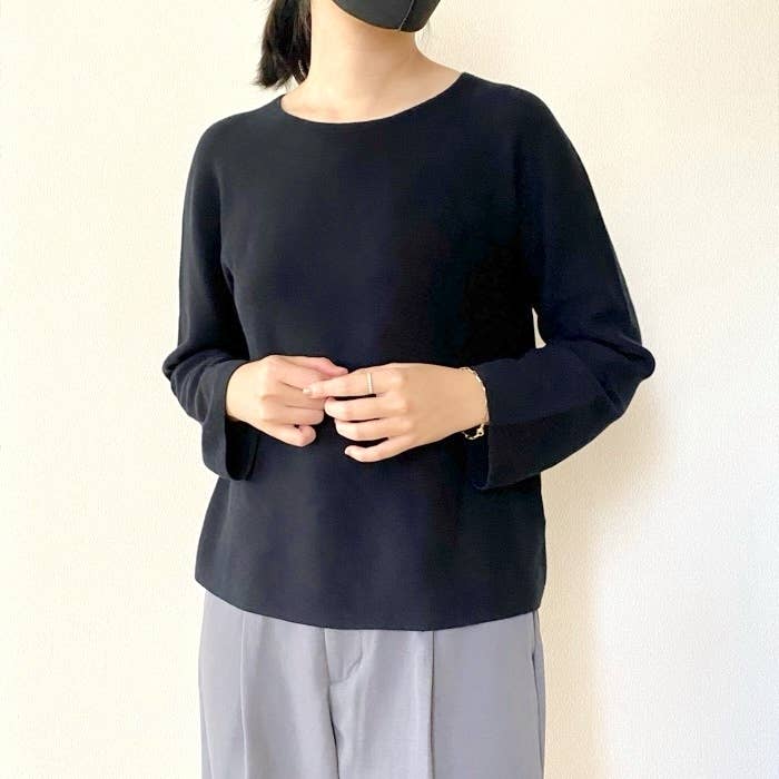 ユニクロ】「痩せ見えする」「5色買いました」2990円→1990円の『着 