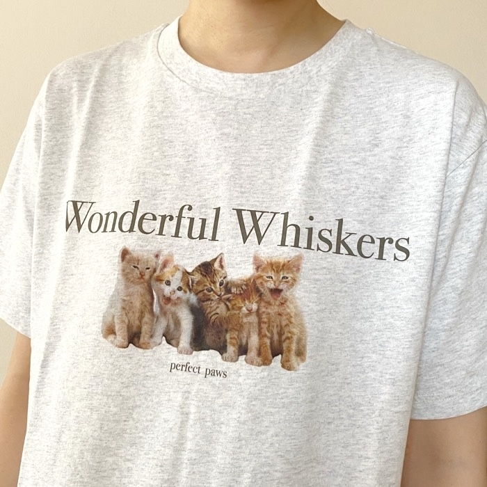 ユニクロの「キャット・フォトグラフ UT/リラックスフィット」