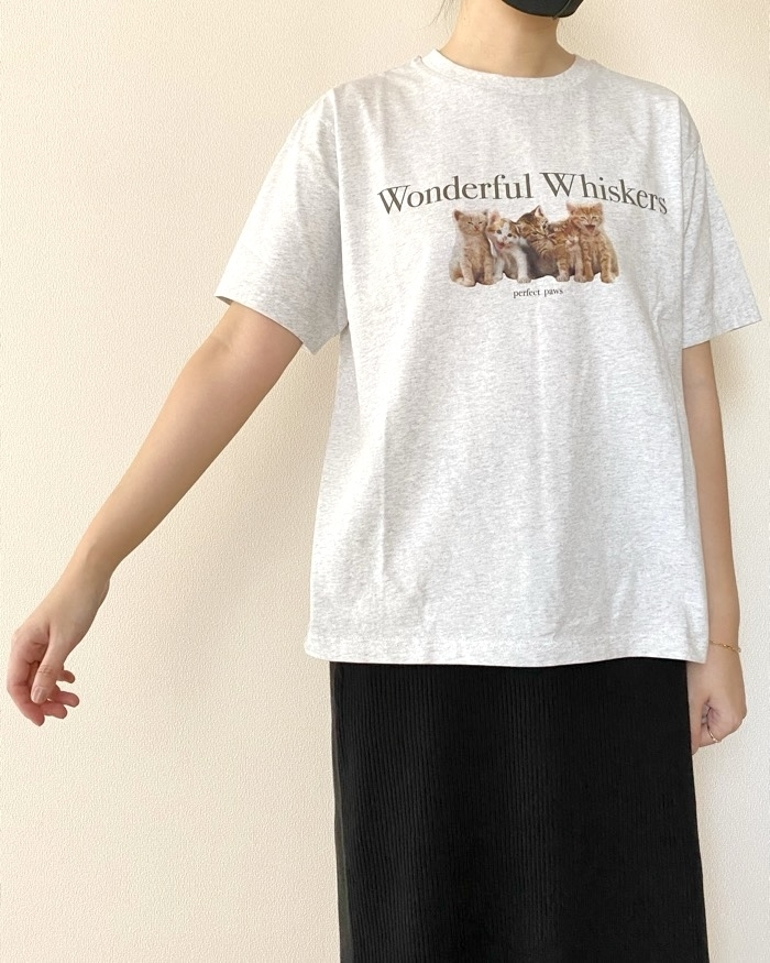 ユニクロの「キャット・フォトグラフ UT/リラックスフィット」