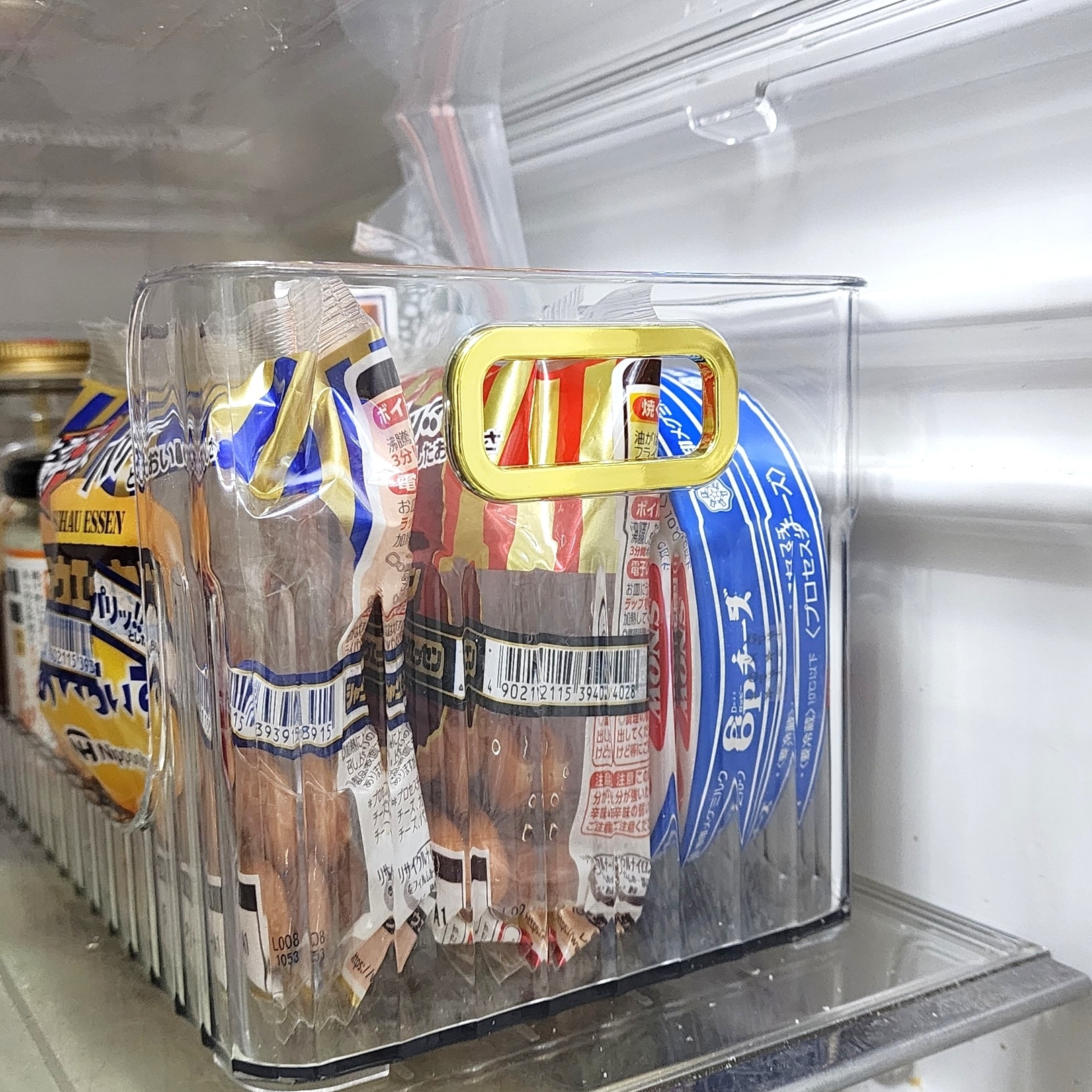 ダイソー姉妹店】冷蔵庫のゴチャゴチャがスッキリした！オシャレで