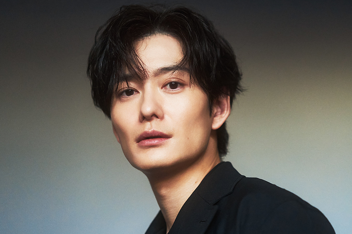 岡田将生 35th Photo TEEとクリアファイル 岡田将生 | FAST