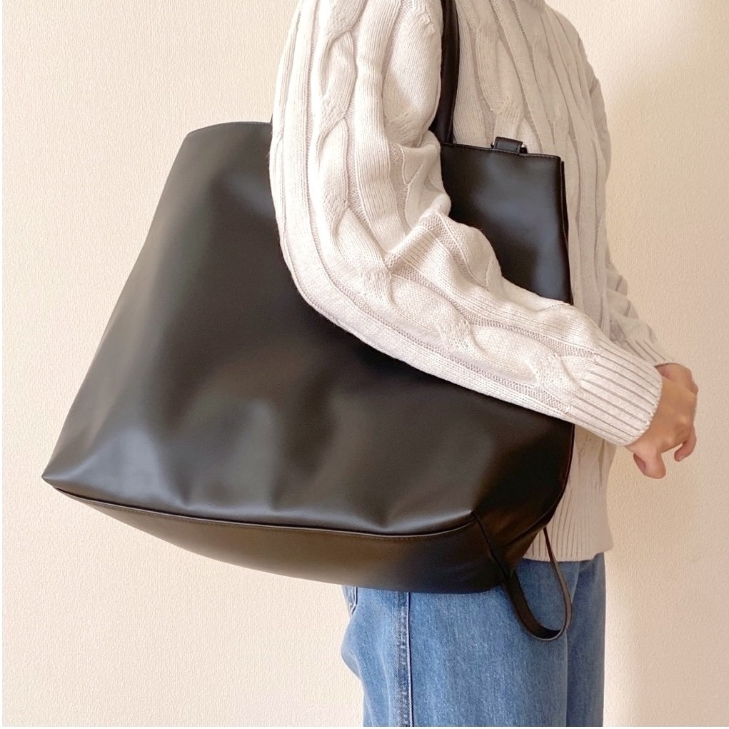 ZARA】これが6590円→4390円は買い…！ノートPCがすっぽり入る「大容量