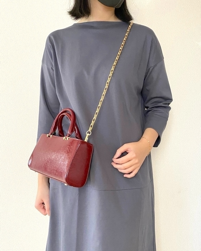 ZARA】こういうのが一番使える！大人っぽデザインの「高級感