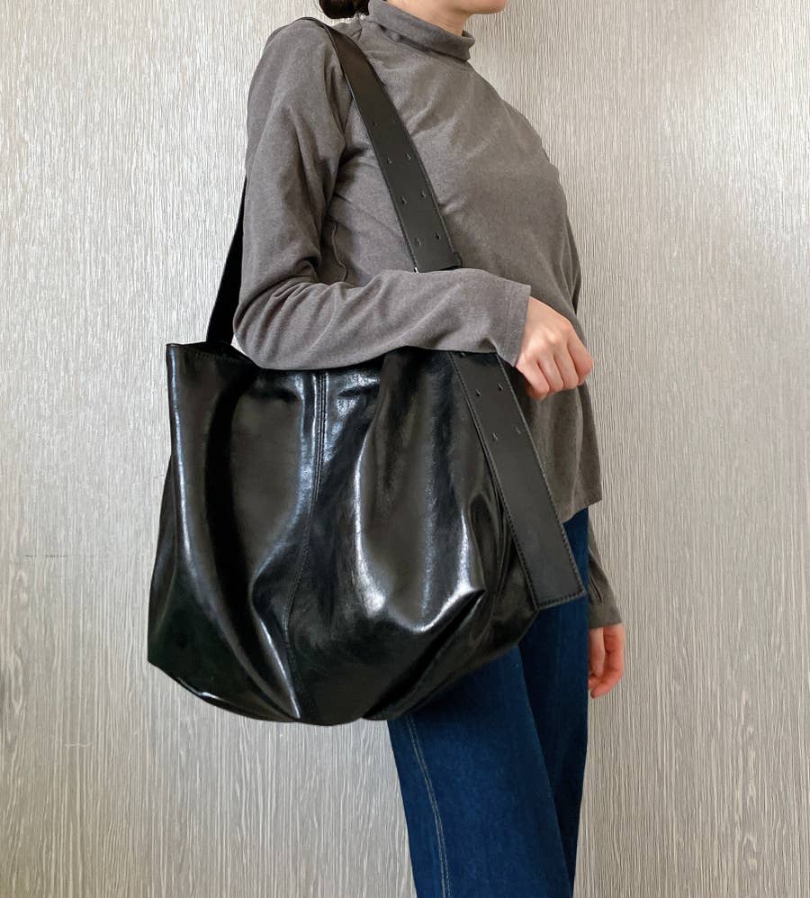 ZARA】これが6590円→4390円は買い…！ノートPCがすっぽり入る「大容量 