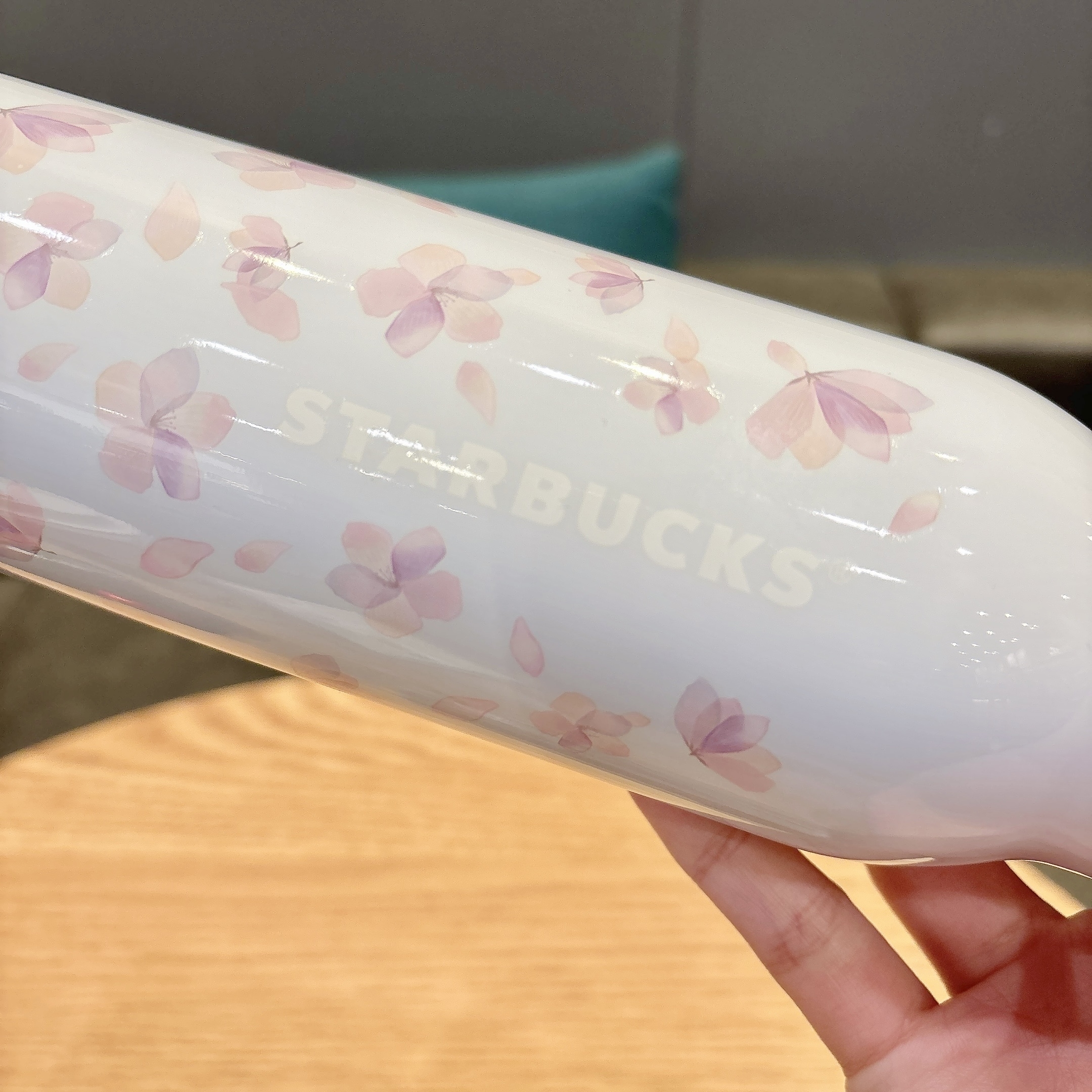 スタバ】思わず発売日に買いに行っちゃったよ！桜が美しい「新作
