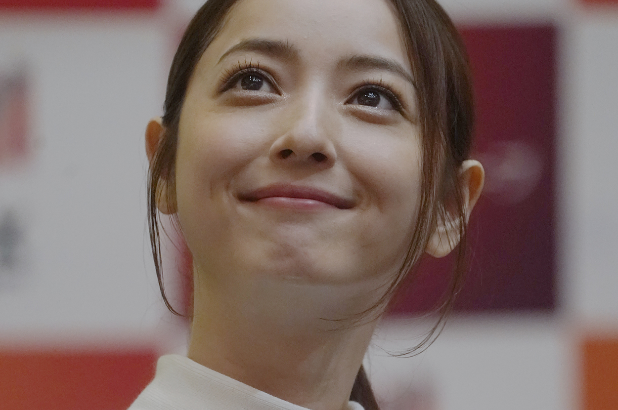 佐々木希、手作り弁当に絶賛の声「唐揚げ卵焼きは最強」「全部美味しそう」【画像】
