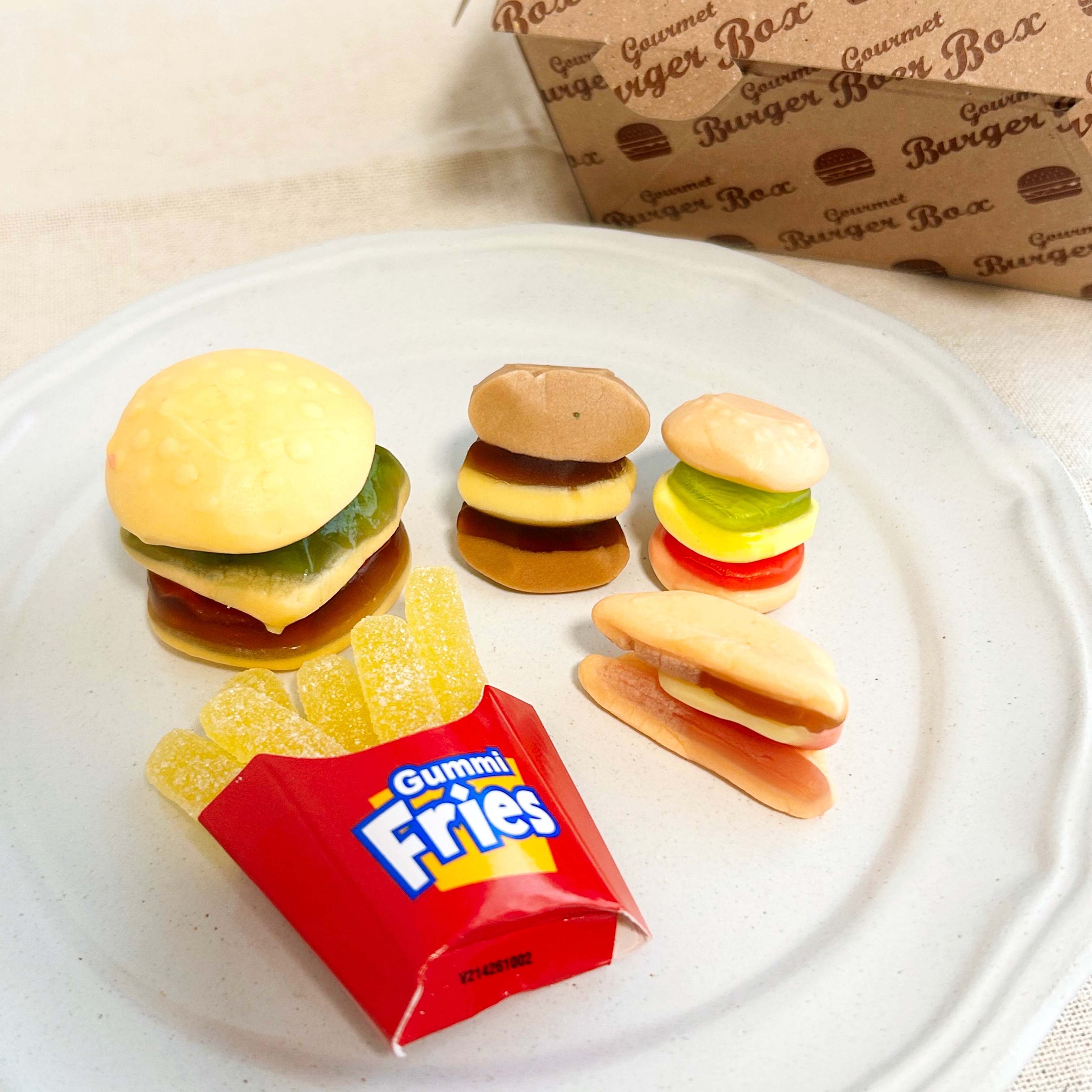 ハンバーガーセット プラザで「衝撃的すぎるグミ」が売ってたんだけど…！ミニチュアの