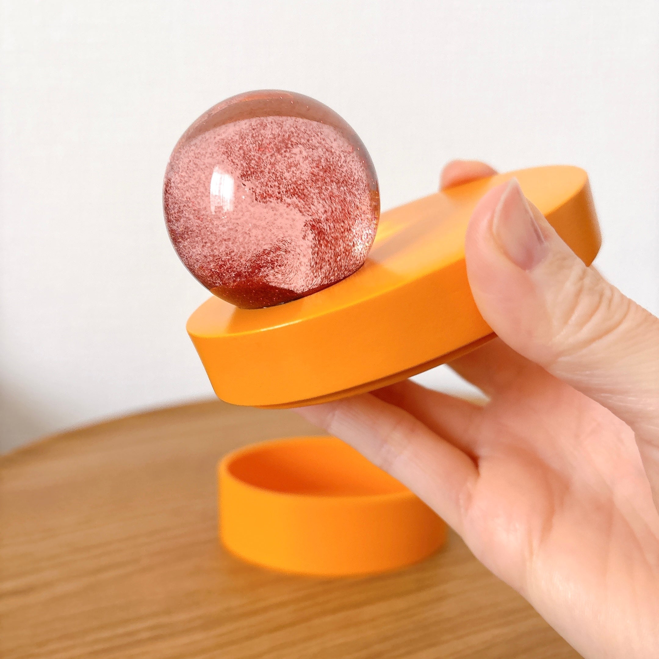 待って。フランフランで「衝撃的すぎるケース」が売ってたんだけど