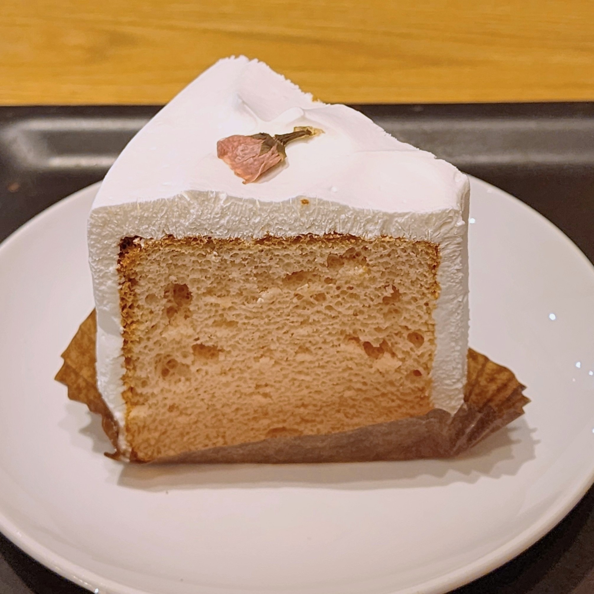 Starbucks（スターバックス）「桜シフォンケーキ」
