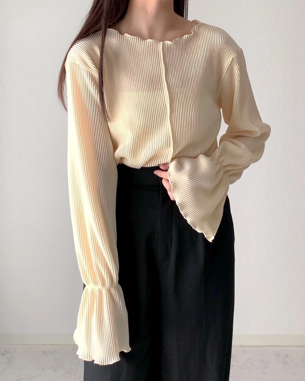 しまむらの「TNKプリーツフレアT」